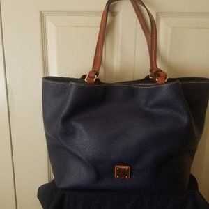 Dooney & Bourke Handbag